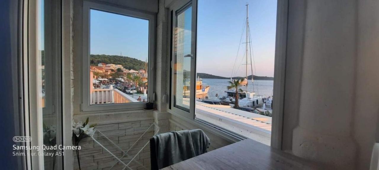 Apartman Cezar2 Rogoznica  Exteriér fotografie